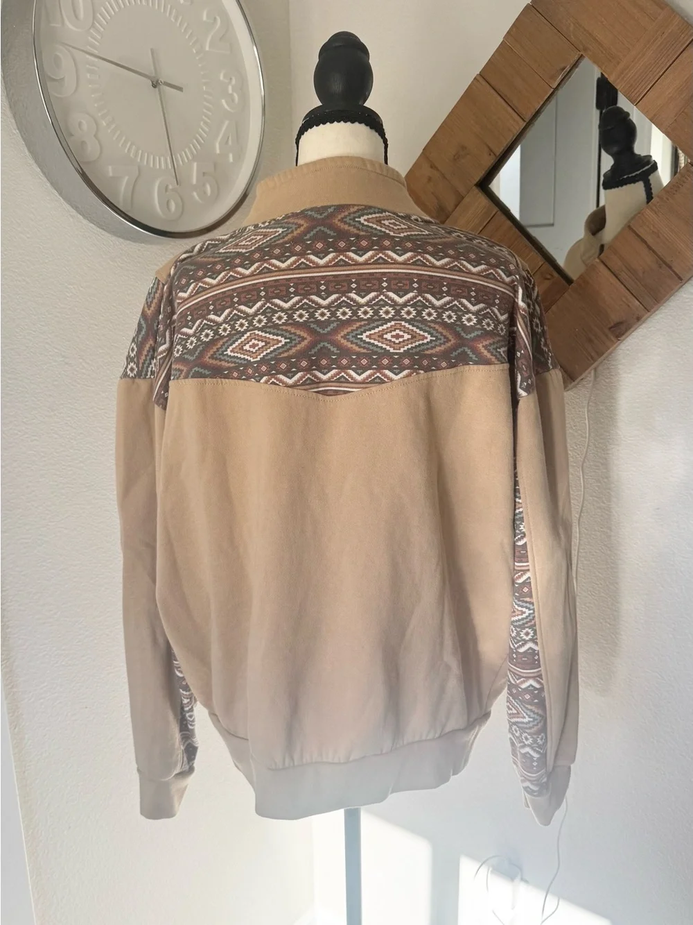Victory Outfitters Southwestern Aztec 1/4 Zip Fleece Pullover Tan